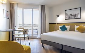 Adagio Montrouge Aparthotel